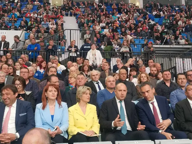 Откриха зала „Арена“! Президентът: Защото Бургас заслужава  