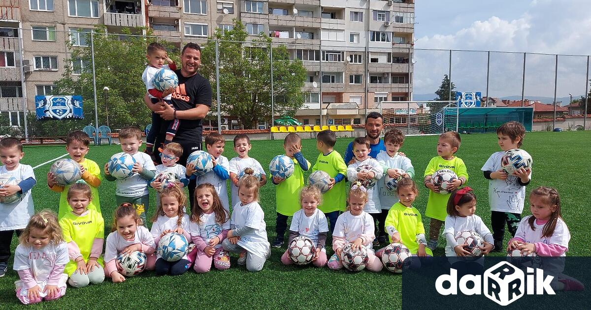 Децата от група Кокиче от ДГ Слънце отбелязаха Деня на спорта