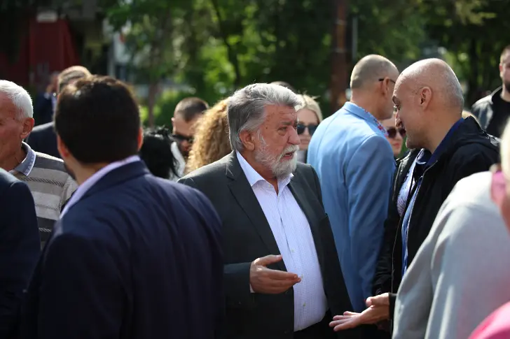 Симпатизанти в подкрепа на Борисов пред СГП