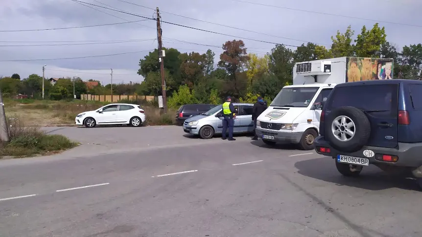 43- годишен жител на кв.Изток открадна почистващи препарати от Мерцедес