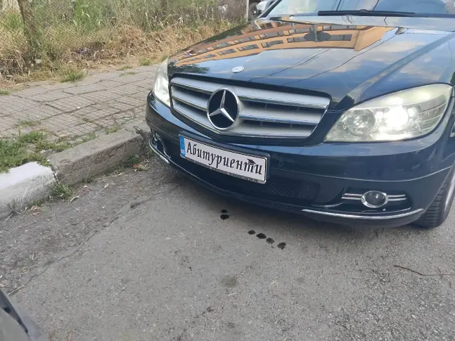 Налагат глоби за използване на превозно средство с животинска тяга от абитуриенти по пешеходната зона на Сливен