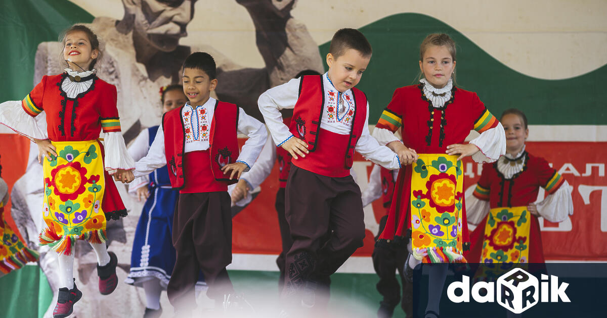 Фолклорният събор Де е българското събра за 17 ти път край