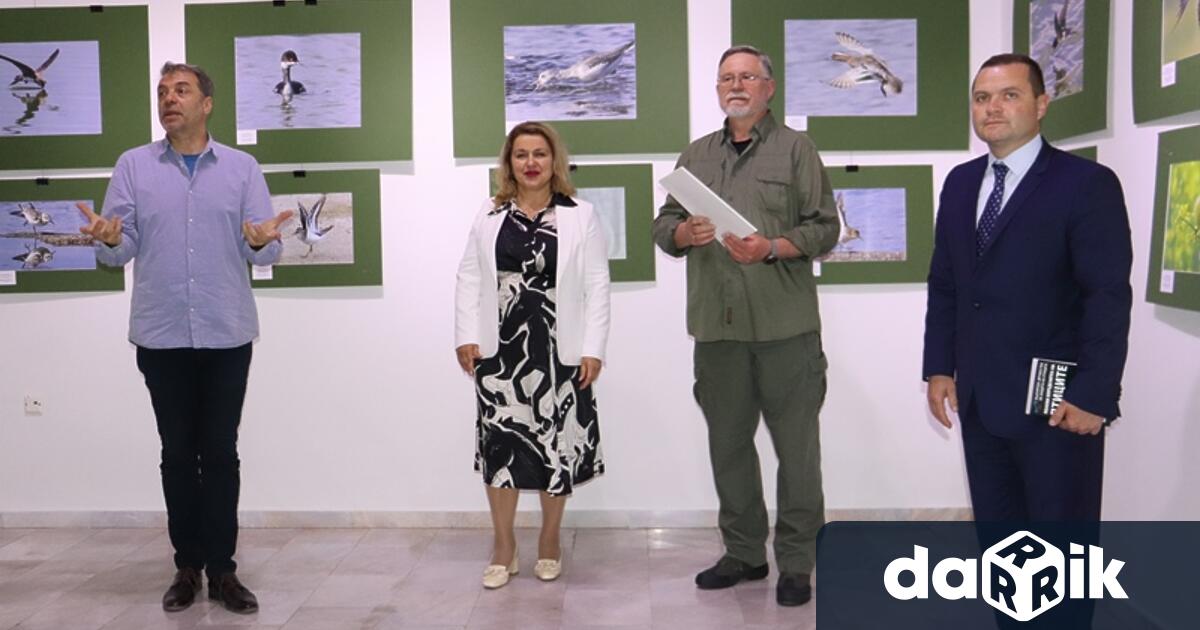 Авторската си фотографска изложба Птиците на България през очите на