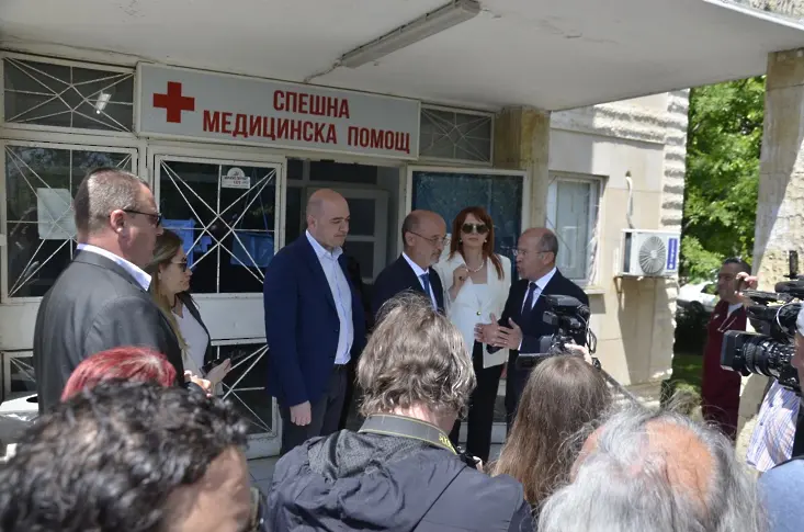 Ударен старт на сезона в Приморско с първи център за спешна медицинска помощ 