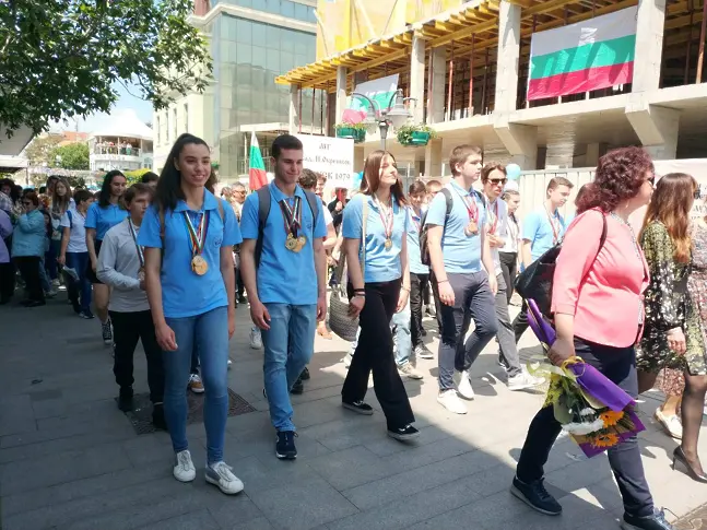 Бургас чества 24 май!