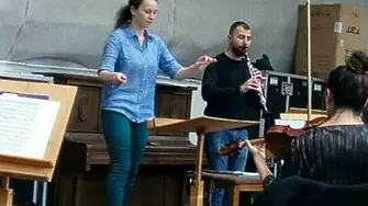 Дебюси, Понкиели и Милчо Левиев в специален концерт на млади  музиканти със Симфониета Враца