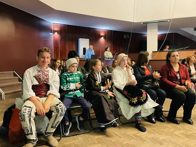 Над 130 ученици от страната рецитират Ботеви стихове в Младежки дом Враца