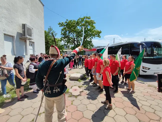 Община Видин посрещна участниците в похода „По стъпките на Ботевата чета“