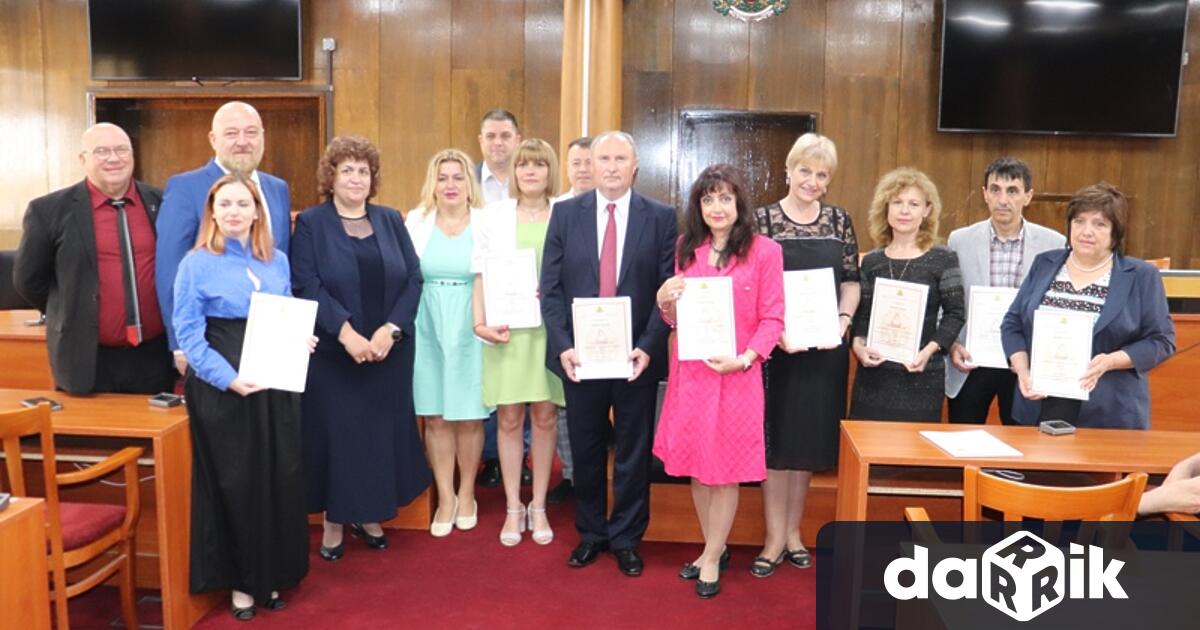 Наградите им бяха връчени днес от областния управител Анатоли Станев