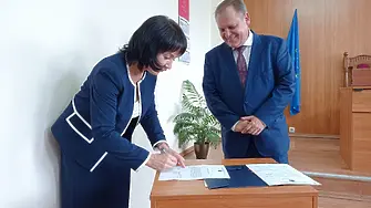 Веселка Кожухарова пое управлението на Административния съд в Пазарджик
