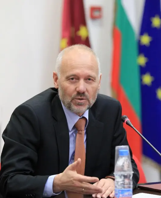 Министърът на отбраната Тодор Тагарев встъпи в длъжност