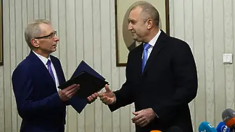 Радев приема Денков за връщането на втория мандат за кабинет