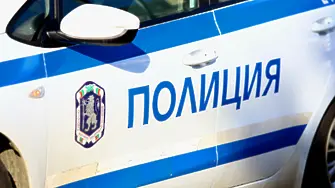 Млад шофьор удари на пътя друг автомобил и го преобърна