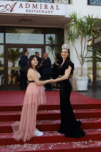 Мисис България Вселена за българските съкровища, скрити в красиви сърца  