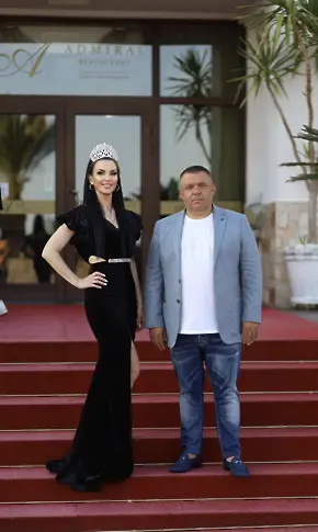 Мисис България Вселена за българските съкровища, скрити в красиви сърца  