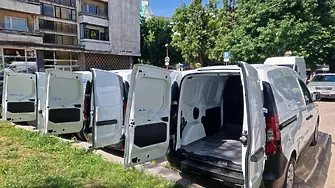 4 нови автомобила за социални услуги в Русе