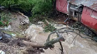 Кметът на Врачеш пред Дарик: Причината за наводнението не е излязла от коритото си река или непочистени шахти