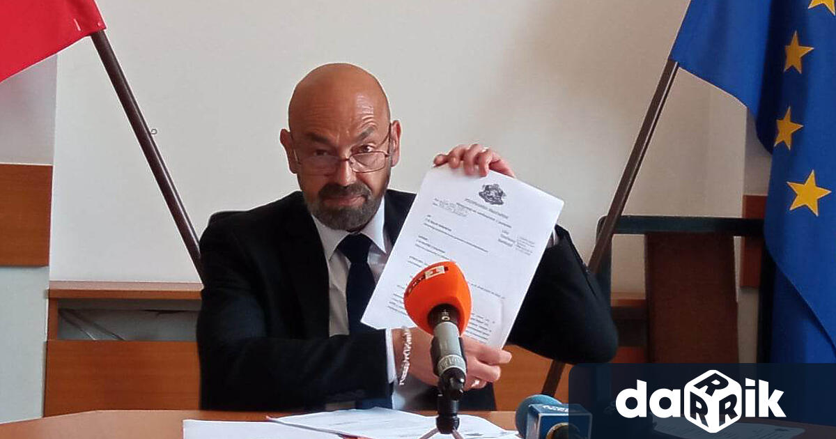 Областният управител на Варна Марио Смърков подаде оставка Решението си