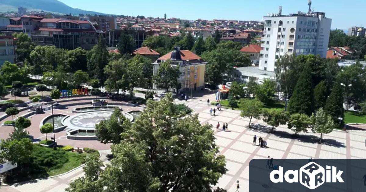 Кръстовището на ул Венелин с Велико Търново в Дупница ще