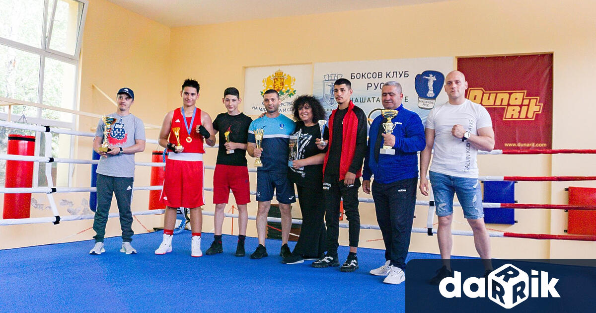 За поредна година Боксов клуб Русе с председател Илия Сяров