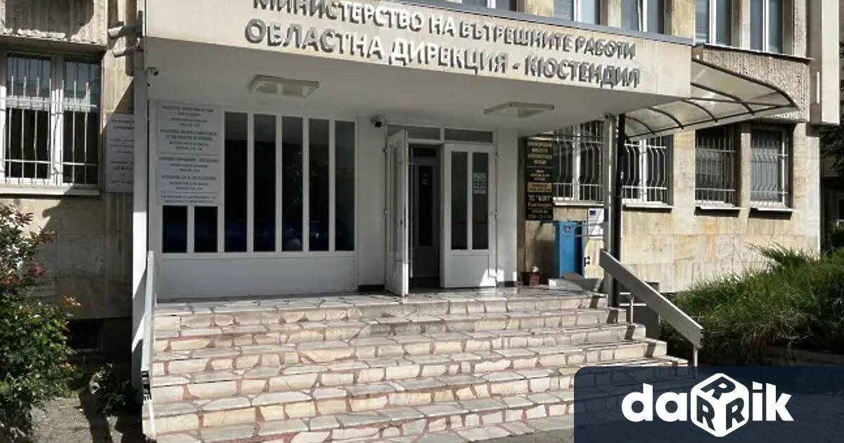 Служители на РУ Кюстендил са задържали двама мъже за престъпление
