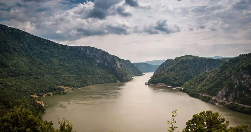 Няма информация за замърсяване в българския участък на Дунав след нефтения разлив