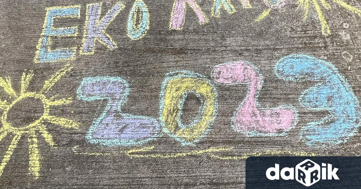 Младежки център Добрич стартира лятно училище Еко лято 2023 В