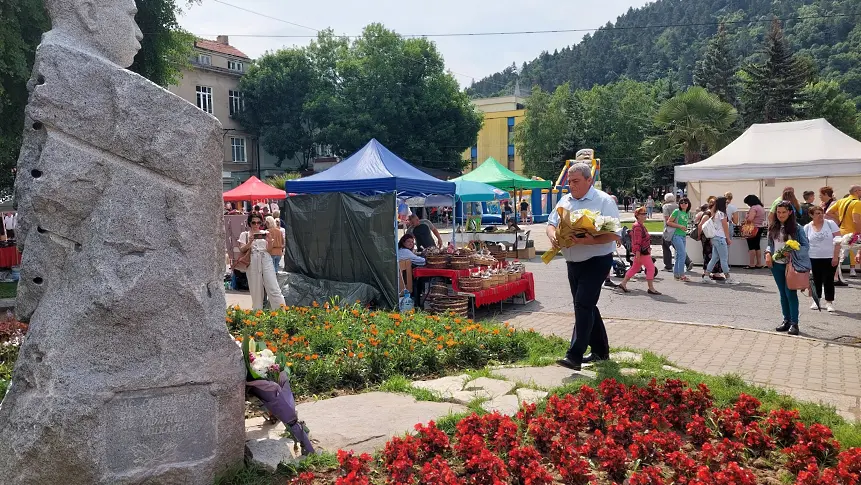  Кюстендил отбеляза 129 години от рождението на почетния гражданин на Кюстендил -  Димитър Пешев