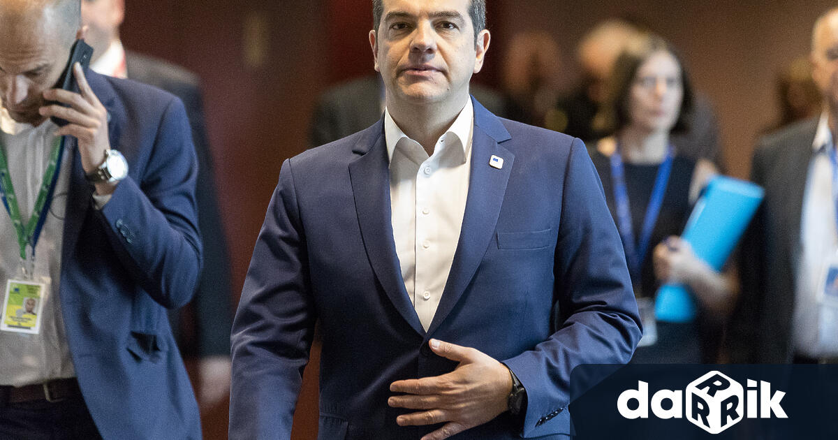 Алексис Ципрас обяви че е подал оставката си от ръководството