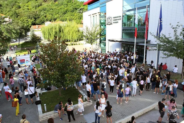 Започват изпитите за Медицинския университет в Пловдив