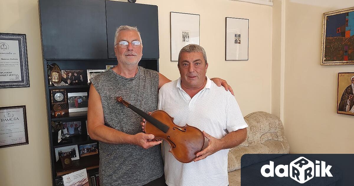 Цигуларят Цветан Каранов – правнук на Ефрем Каранов и внук