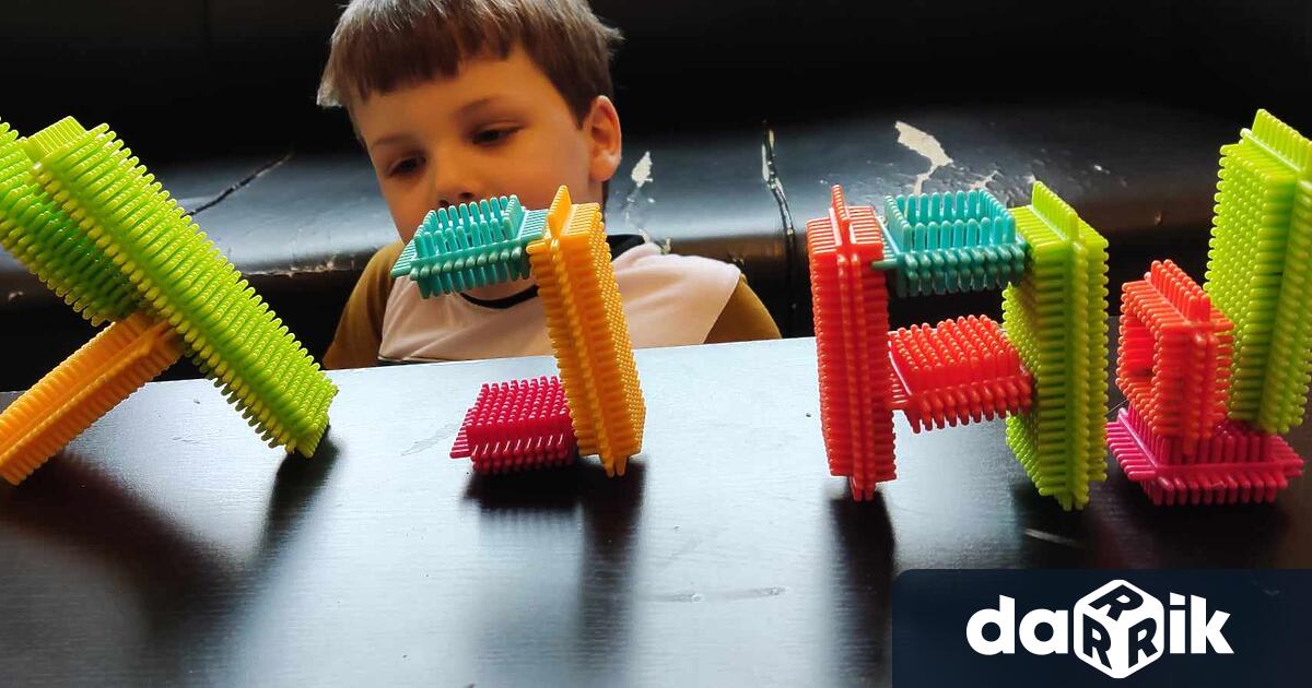 5 годишният Джони дълго време се бори с последствията рак и