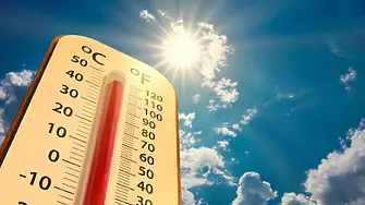 Петък ще е и най-горещият ден от началото на лятото, над 40 градуса в някой области