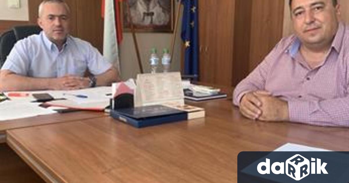 Срещата бе инициирана от председателя на ОС – Дупница, Костадин