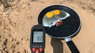 Румънец изпържи яйца без огън на слънце, за да докаже колко е горещо