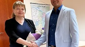 Новият областен управител на Враца Надя Донкинска получи ключа и печата от досегашния губернатор на Враца