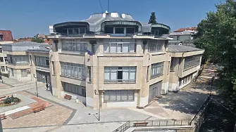 Започва изграждането на фотоволтаични инсталации на болницата и библиотеката в Асеновград
