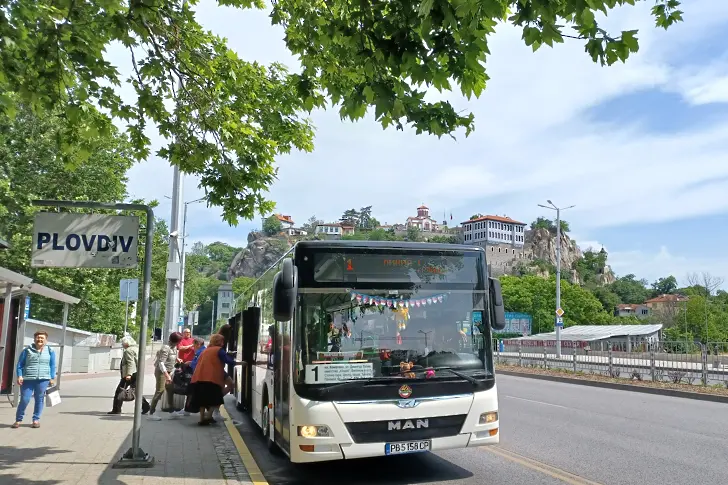 Общината: Почти всички 193 автобуса в Пловдив се движат с климатици