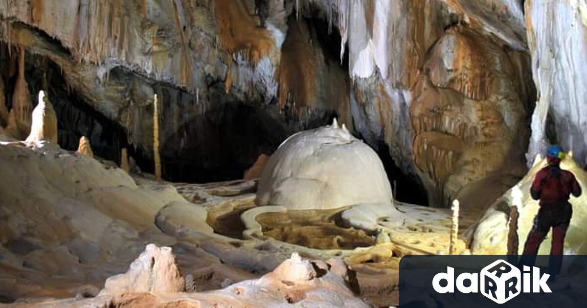 Посещенията в Ягодинската пещера започват със задължителна аклиматизация заради високите