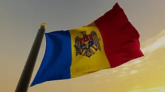 Молдова експулсира 45 руски дипломати и служители на посолството