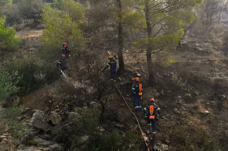 До момента няма сигнали за пострадали българи от пожарите в Гърция