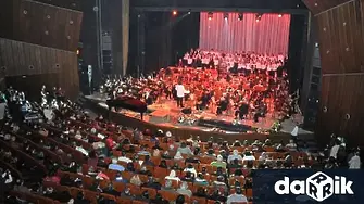 Музикантите от Опера Пловдив готвят протест заради липсата на яснота с ремонта на Концертна зала