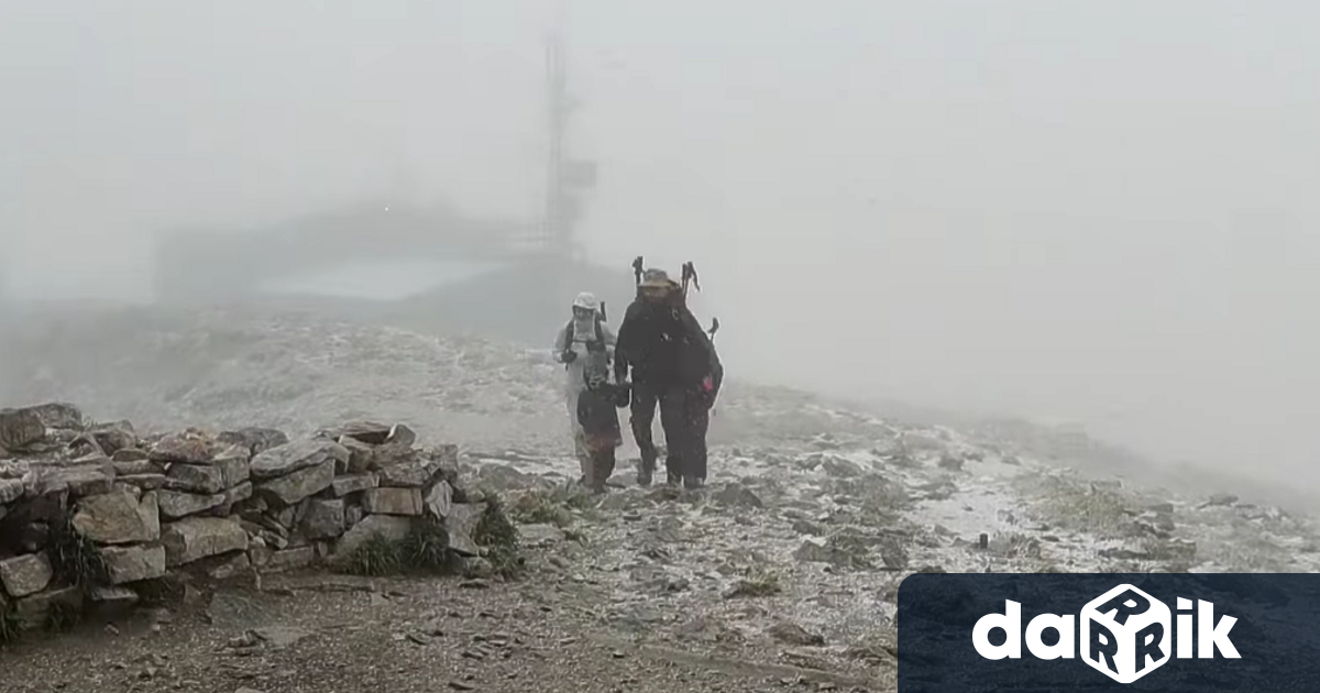 Честит първи сняг на връх Мусала, дори в тези необичайно