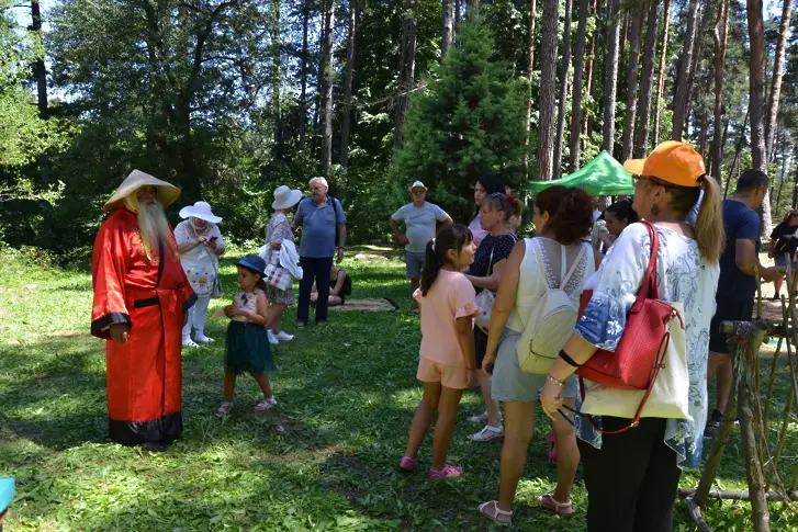 В три дни Котел бе столица на българската шевица и килими