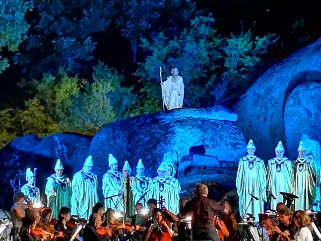 Бургаската опера на сцената на светилището Бегликташ през август
