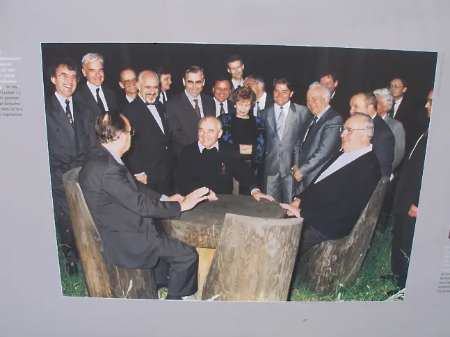 На 13-ти август започва изграждането на Берлинската стена/снимки/