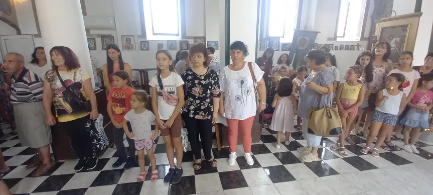 Хората от община Гулянци се помолиха за здраве и благопреуспяване