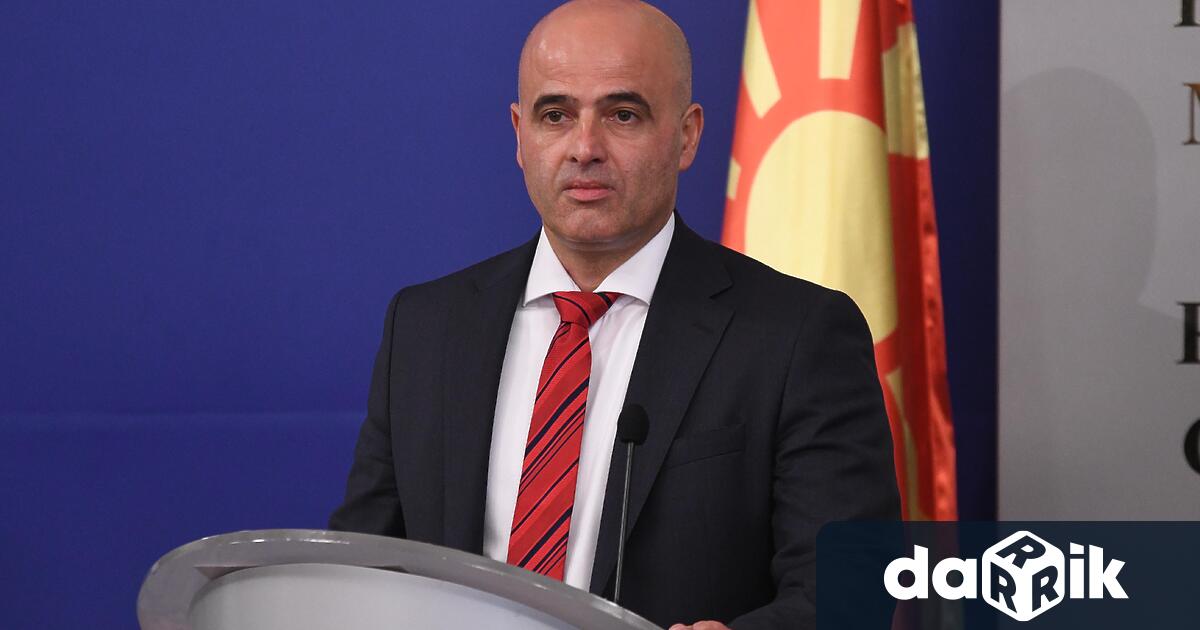 Северномакедонският премиер Димитър Ковачевски е готов да подаде оставка на