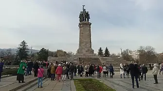 МВР ще пази Паметника на Съветската армия от нападения 