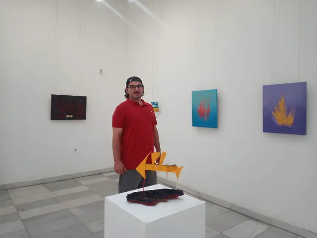 Първата изложба на Мартин Петров е вдъхновена от завръщането му в Русе